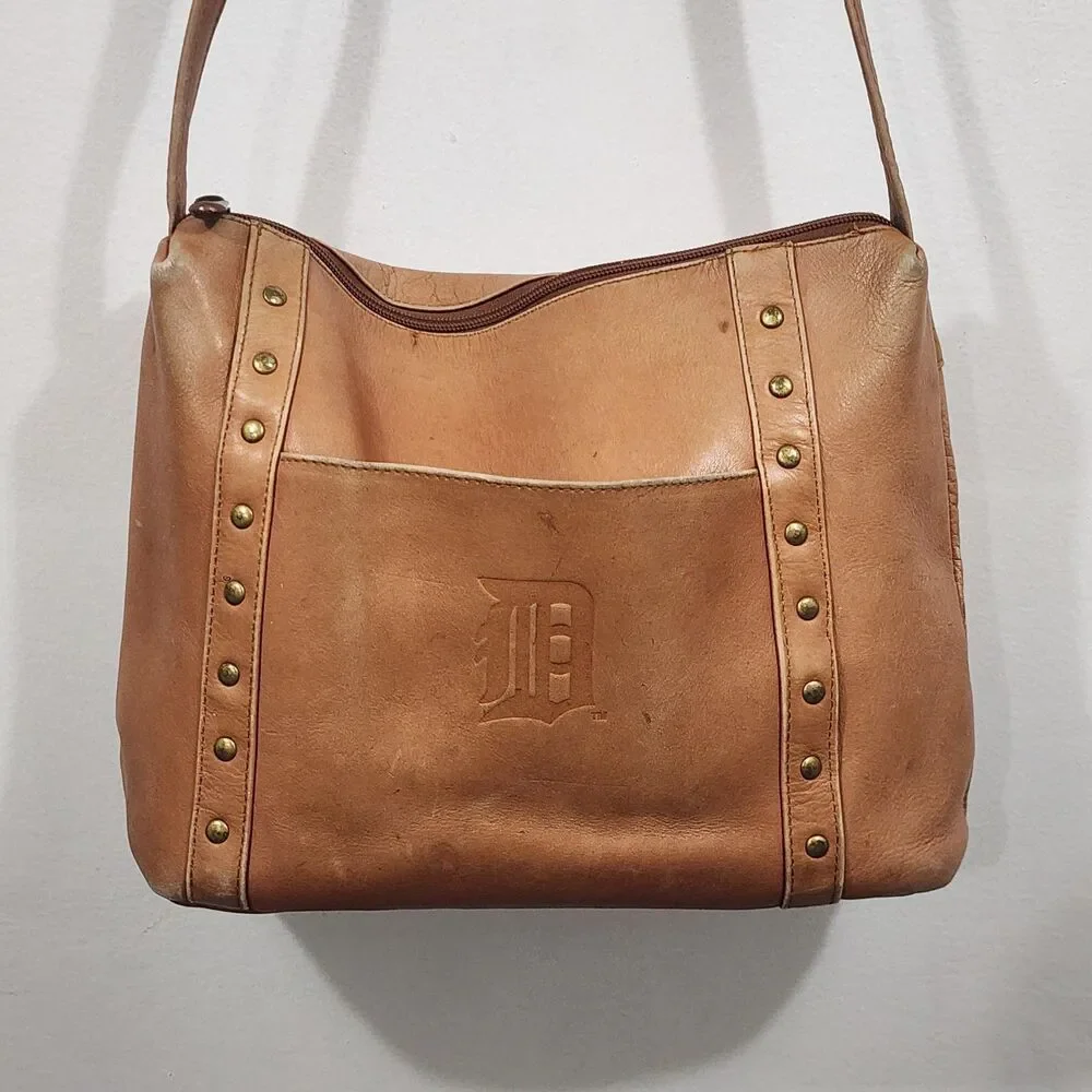 Leather Zip Top Handbag Purse Crossbody Bag Detroit Tigers MLB Brass Stud 11x9x4